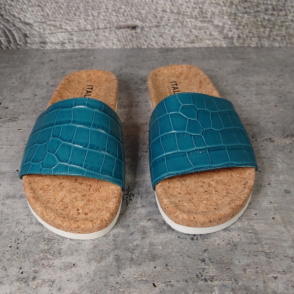 Italeau Teal Leather Sandals